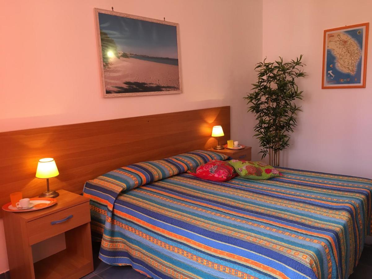 Samarcanda Camere E Appartamenti Порто-Чезарео Экстерьер фото