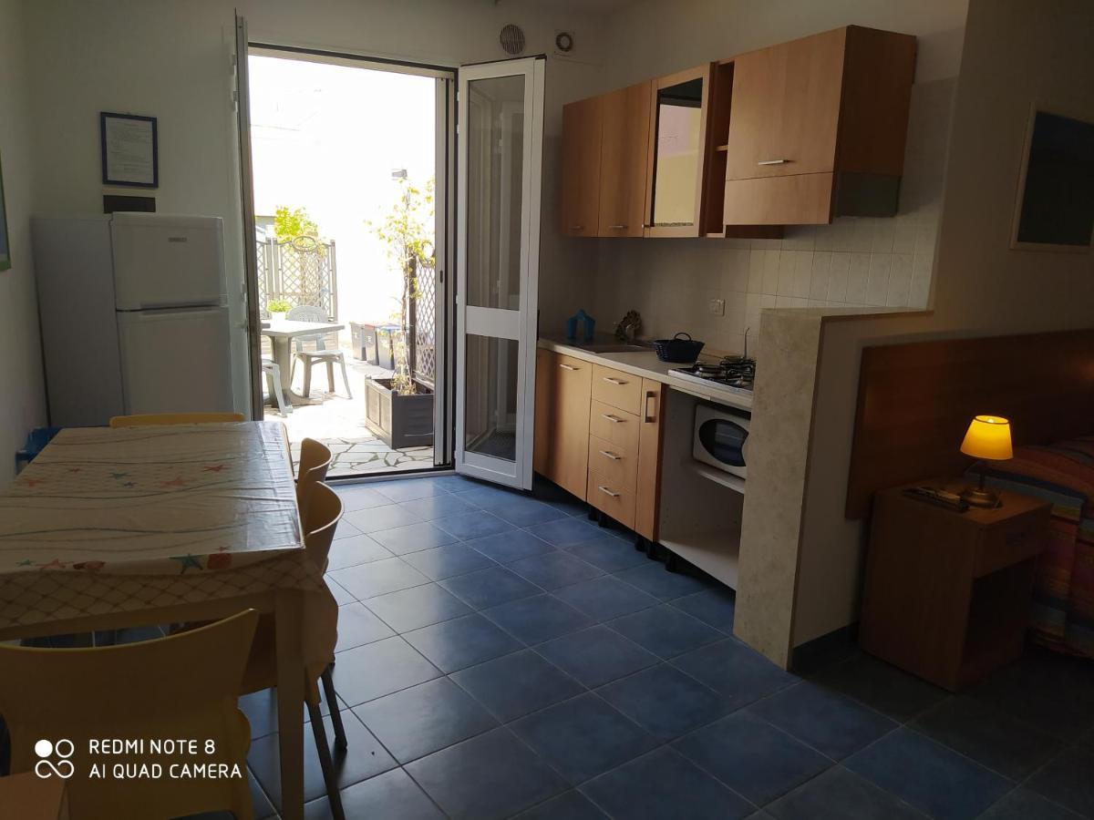 Samarcanda Camere E Appartamenti Порто-Чезарео Экстерьер фото